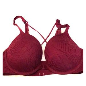 Lacy VS pink strait red front close bra 32dd